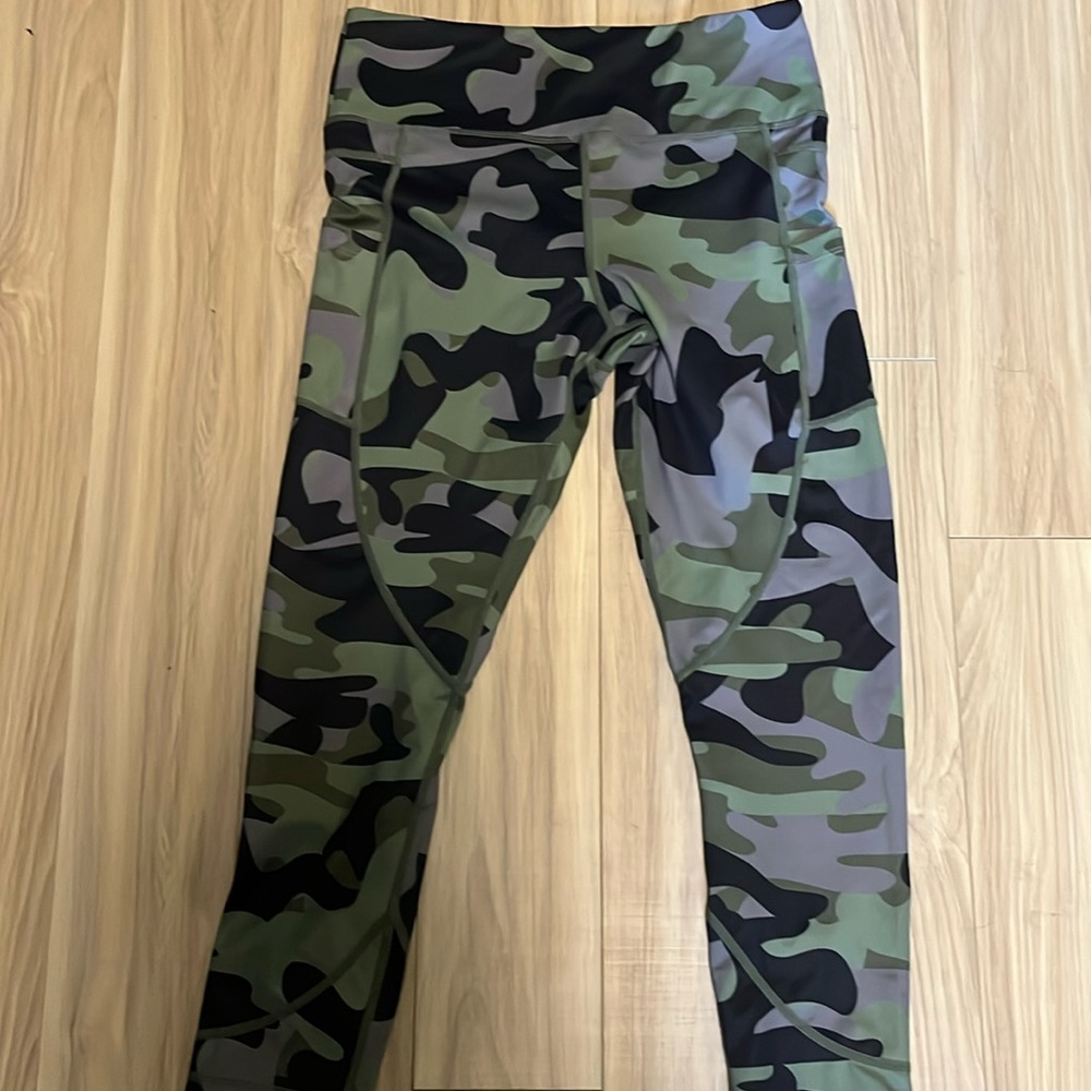 Zydia army Capri pants